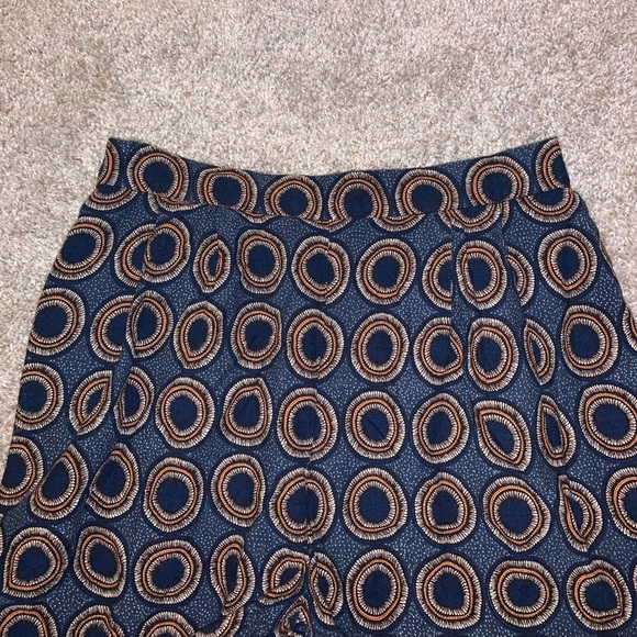 H&M Dark Blue & Orange Circle Shorts size 4 - Picture 4 of 9